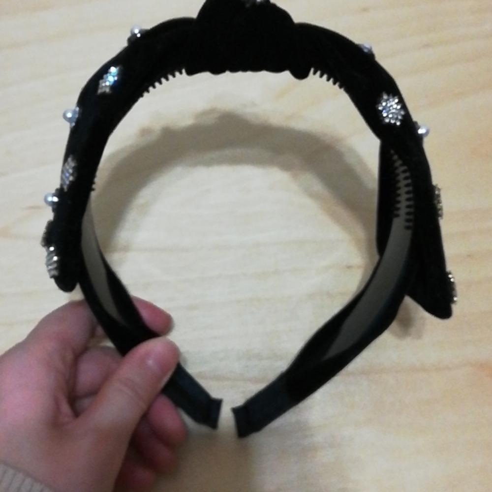 Bejeweled velvet headband